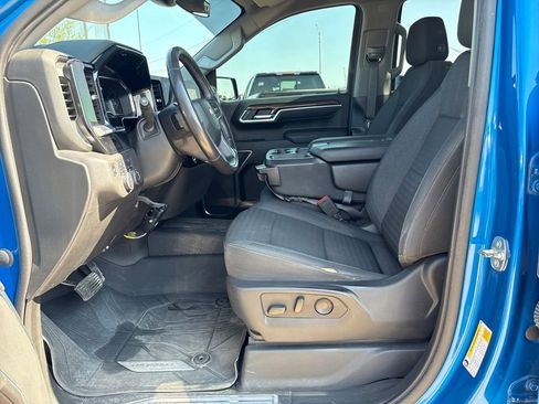 Used 2022 Chevrolet Silverado 1500 LT w/ Protection Package image 22