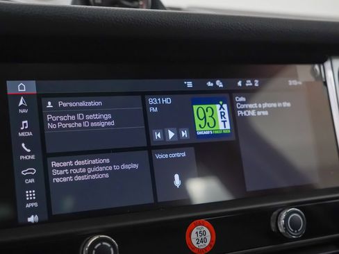 Certified 2026 Porsche Macan S AWD/4WD image 30
