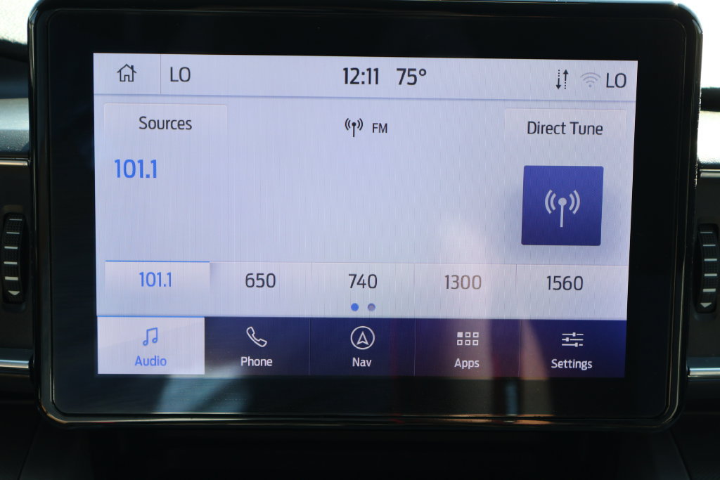Used 2023 Ford Explorer XLT w/ Equipment Group 202A RWD image 11