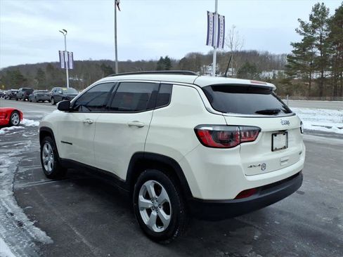 Used 2018 Jeep Compass Latitude w/ Popular Equipment Group image 4