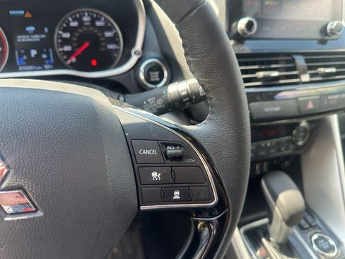 Used 2025 Mitsubishi Eclipse Cross SE AWD/4WD image 23