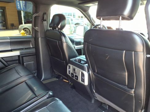 Certified 2019 Ford F150 Lariat w/ Equipment Group 502A Luxury AWD/4WD image 13