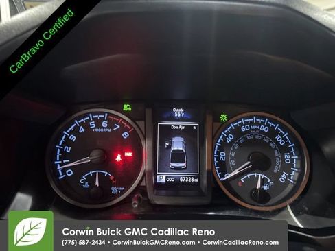Used 2021 Toyota Tacoma TRD Off-Road w/ Technology Package AWD/4WD image 19
