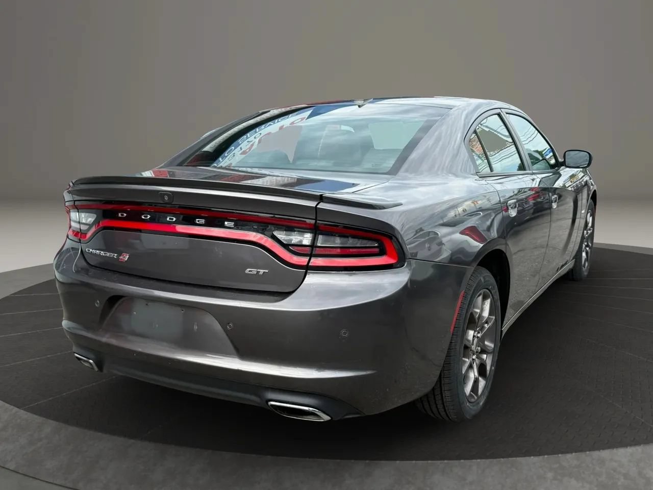 Used 2018 Dodge Charger GT AWD/4WD image 4