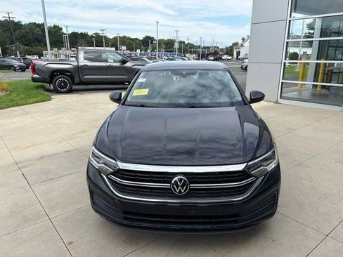 Used 2024 Volkswagen Jetta S FWD image 2