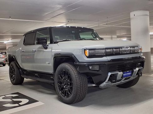 New 2026 GMC Hummer EV 4x4 Crew Cab image 3