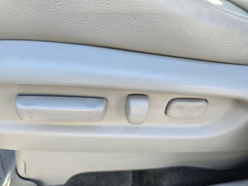 Used 2012 Honda Odyssey EX-L image 37