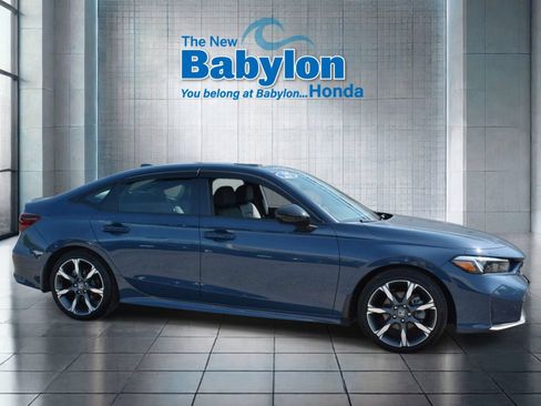 Used 2025 Honda Civic Sport Touring image 5