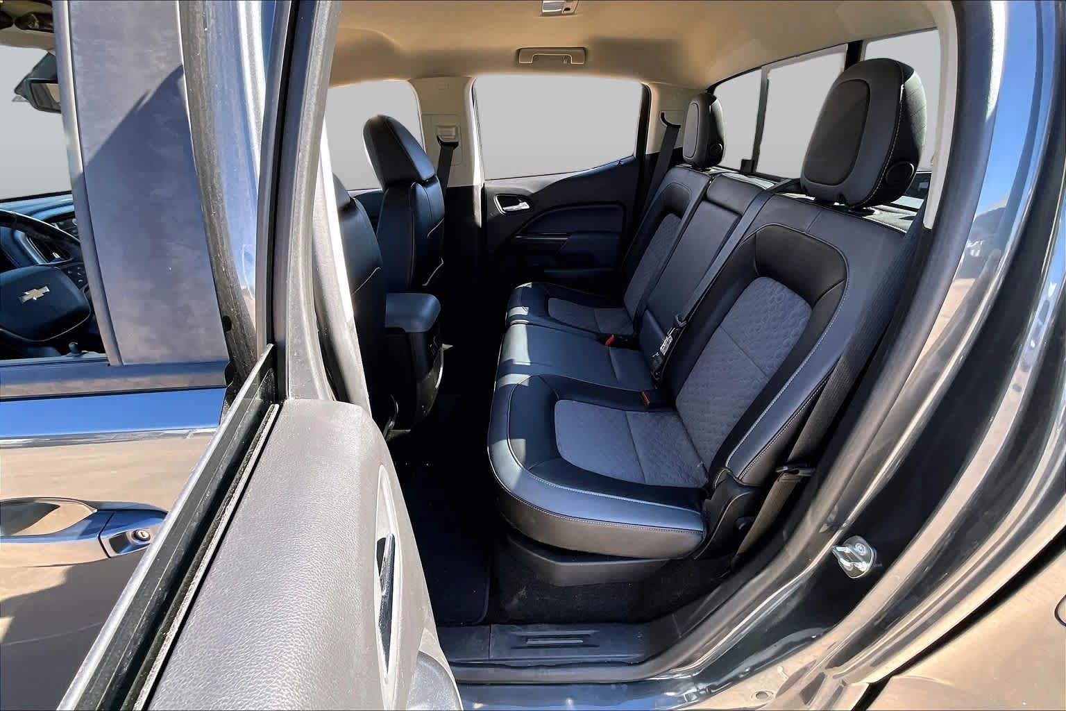 Used 2016 Chevrolet Colorado Z71 AWD/4WD image 19