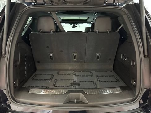 Used 2021 Chevrolet Tahoe RST w/ Luxury Package AWD/4WD image 38