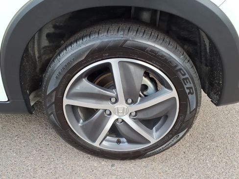 Used 2022 Honda HR-V EX image 8