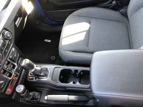 New 2026 Jeep Wrangler Willys AWD/4WD image 25