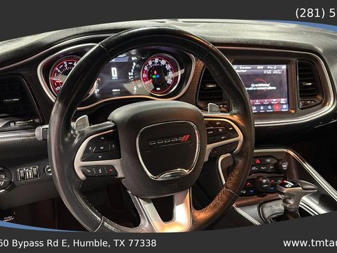 Used 2018 Dodge Challenger GT w/ Driver Convenience Group AWD/4WD image 10
