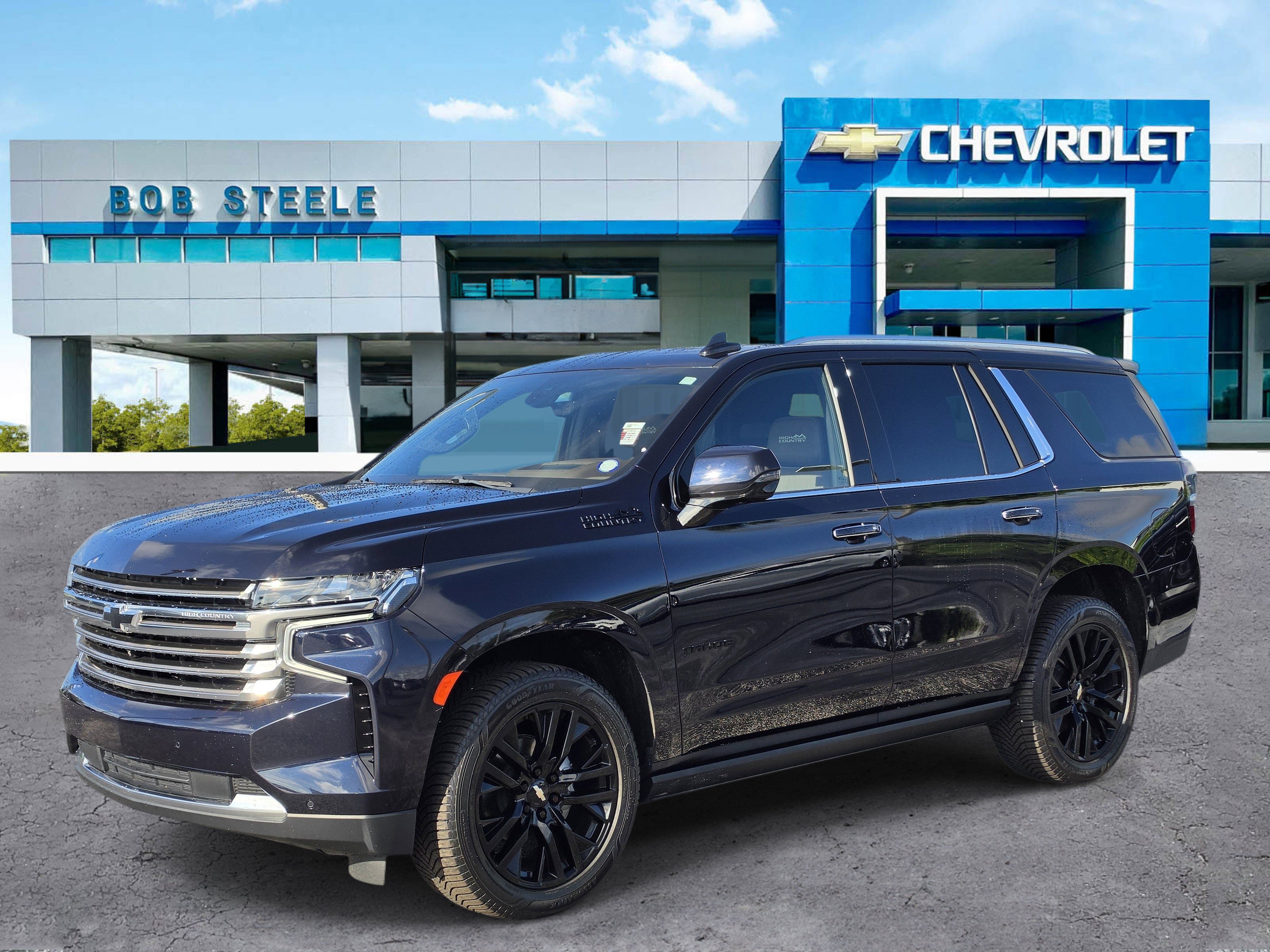 Certified 2022 Chevrolet Tahoe High Country w/ Premium Package AWD/4WD image 2