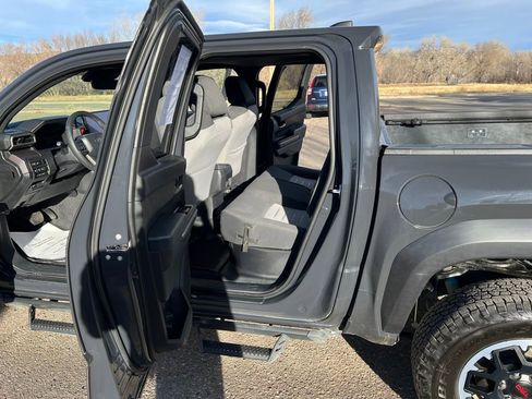 Used 2024 Toyota Tacoma TRD Off-Road image 8