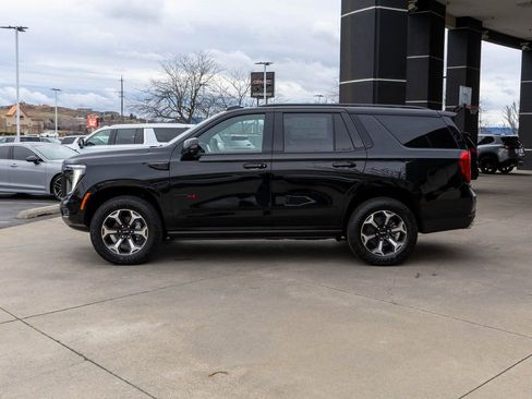New 2026 GMC Yukon AT4 Ultimate AWD/4WD image 4