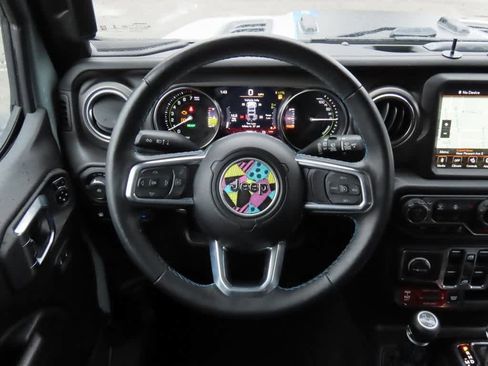 Used 2023 Jeep Wrangler Rubicon w/ Cold Weather Group image 18