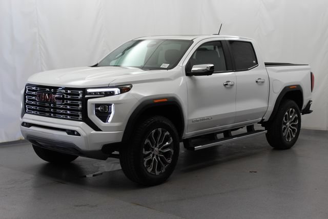 New 2026 GMC Canyon Denali AWD/4WD image 12