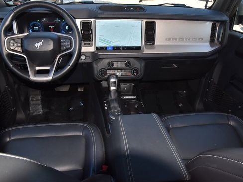 Certified 2025 Ford Bronco Outer Banks image 16