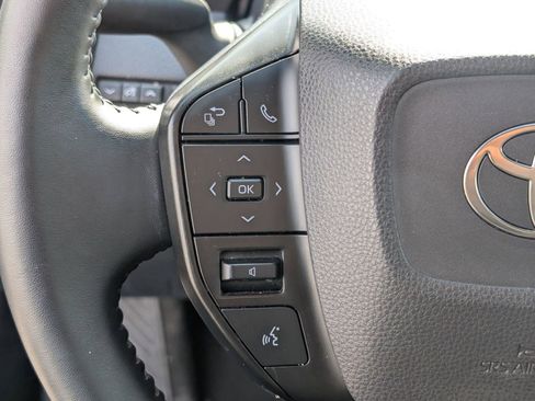 Used 2024 Toyota Prius LE image 16