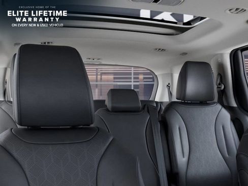 New 2026 Kia Carnival SX FWD image 28