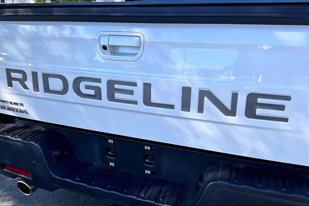 Certified 2024 Honda Ridgeline Black Edition image 23