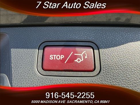 Used 2011 Mercedes-Benz GLK 350 2WD image 17