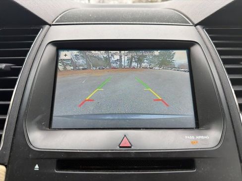 Used 2018 Ford Taurus SEL w/ Equipment Group 201A image 16