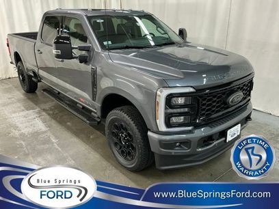 New 2026 Ford F350 Lariat w/ Black Appearance Package
