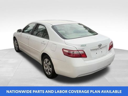Used 2009 Toyota Camry LE FWD image 5