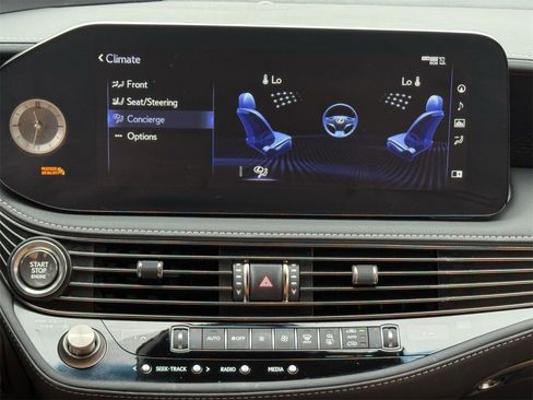 Used 2021 Lexus LS 500 w/ Accessory Package (Z2) image 15