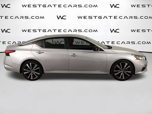 Used 2020 Nissan Altima 2.5 SR w/ Premium Package FWD image 48