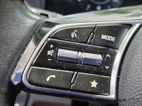 Certified 2025 Kia Seltos EX w/ EX Sunroof Package FWD image 28