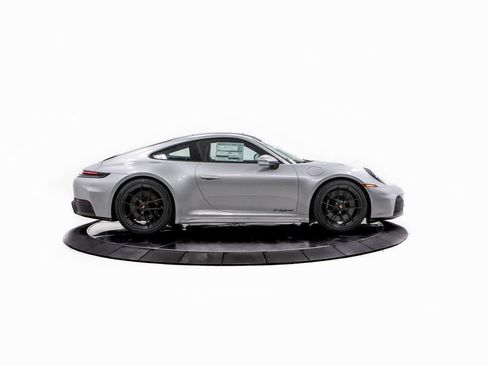 New 2026 Porsche 911 Carrera 4 GTS image 8