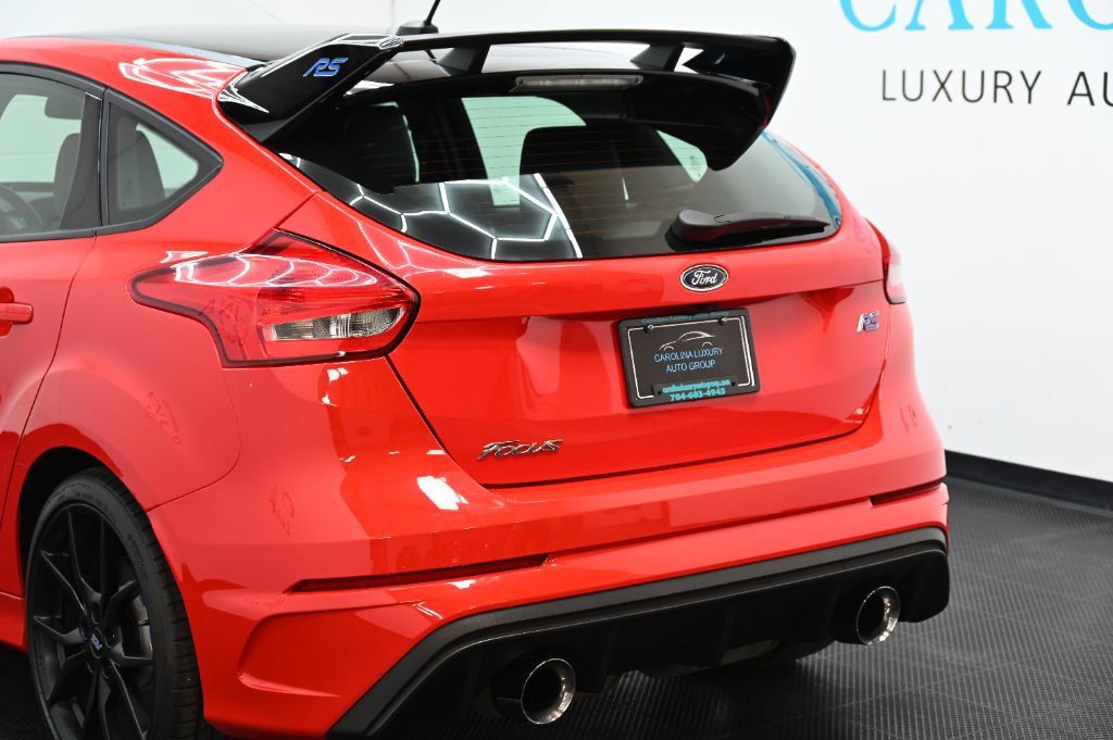 Used 2018 Ford Focus RS AWD/4WD image 14