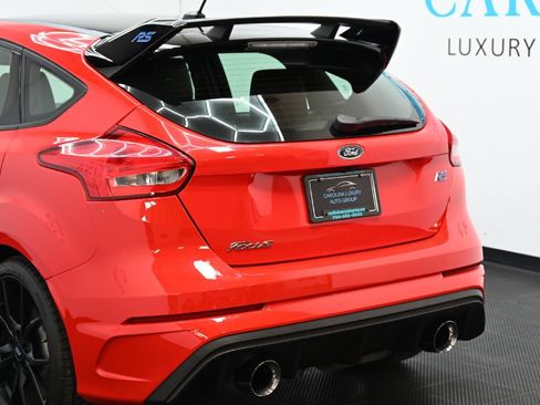 Used 2018 Ford Focus RS AWD/4WD image 14