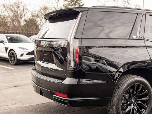 Used 2023 Cadillac Escalade Sport Platinum w/ LPO, ONYX Package image 14