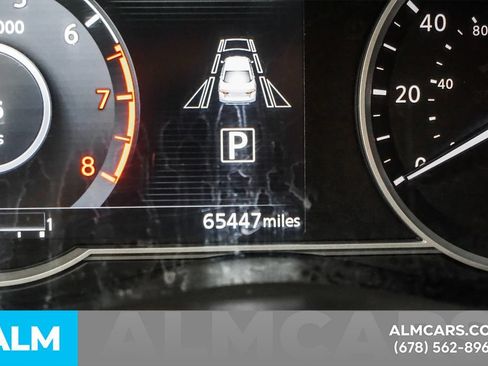 Used 2024 Nissan Versa SV w/ Trunk Package FWD image 57