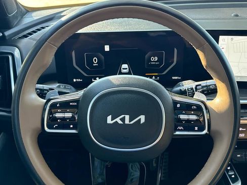 Used 2025 Kia Sorento SX Prestige w/ Olive Brown Leather Package image 32