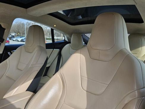 Used 2016 Tesla Model S 75 image 22