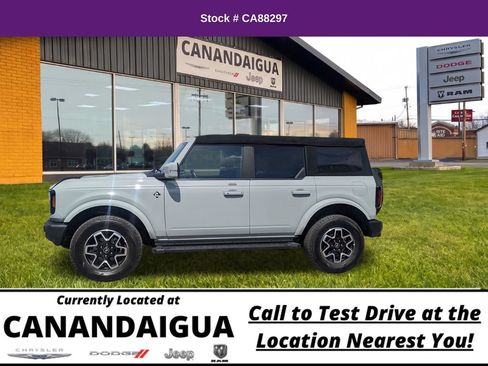 Used 2022 Ford Bronco Outer Banks AWD/4WD image 4