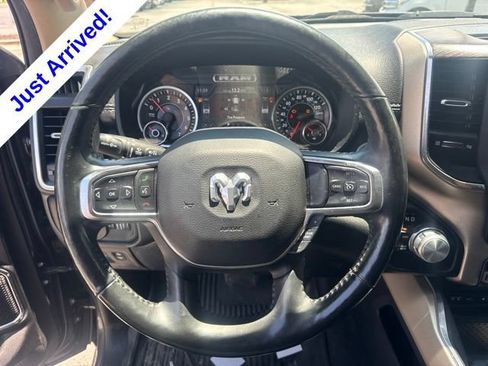 Used 2019 RAM 1500 Laramie AWD/4WD image 12