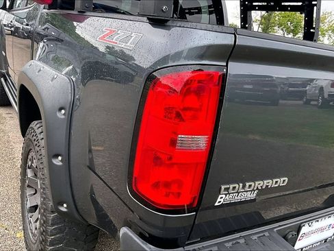 Used 2016 Chevrolet Colorado Z71 AWD/4WD image 25