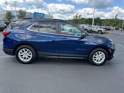 Used 2022 Chevrolet Equinox LT AWD/4WD image 8