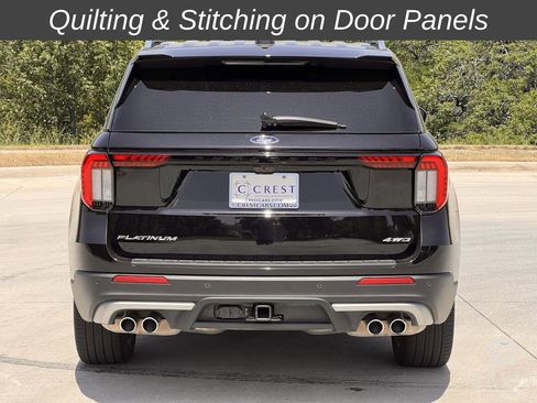 Used 2025 Ford Explorer Platinum w/ Ultimate Package AWD/4WD image 4