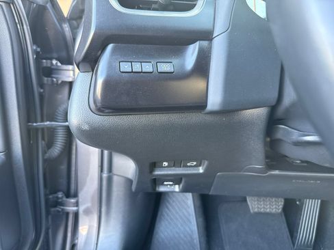Used 2024 Lexus UX 250h FWD image 25