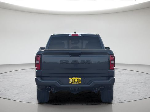 New 2026 RAM 1500 Big Horn AWD/4WD image 4