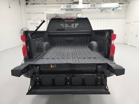 Certified 2025 Chevrolet Silverado 1500 ZR2 w/ Technology Package image 27