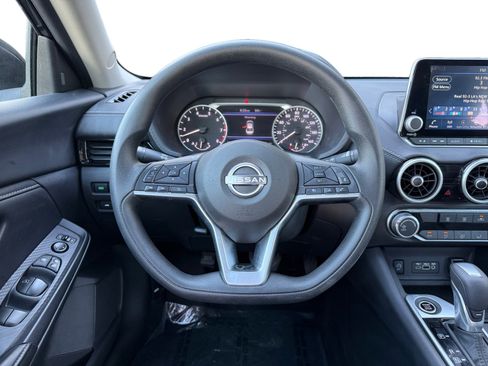 Used 2025 Nissan Sentra SV image 12