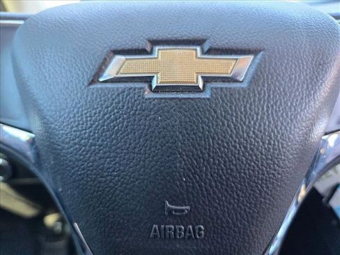 Used 2018 Chevrolet Cruze LS image 18